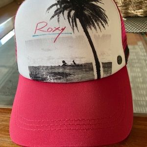 Used Roxy hat